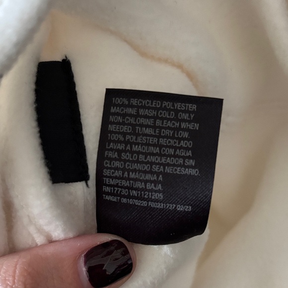 NWOT Beanie Bundle C.C Red Knit, Brown Alpine Design, & White All in Motion - Picture 13 of 13